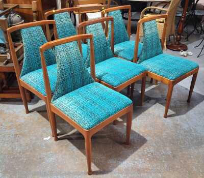 16 · DINING CHAIRS