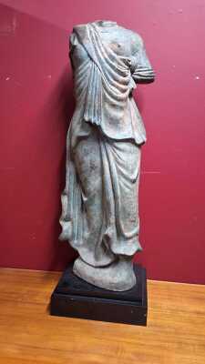 Statue
