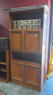 73 · WALL UNIT