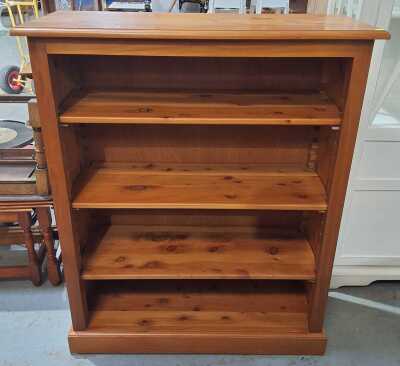 Bookshelf