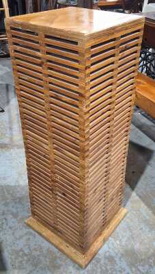 286 · CD RACK