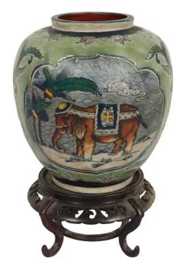 CHINESE VERTE VASE