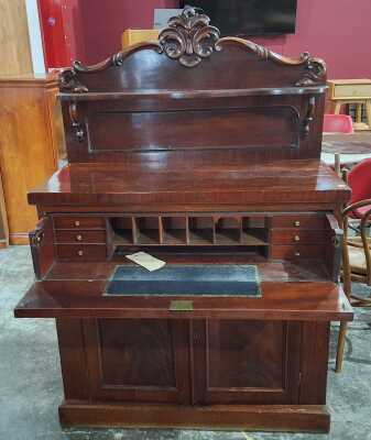 WRITING BUREAU
