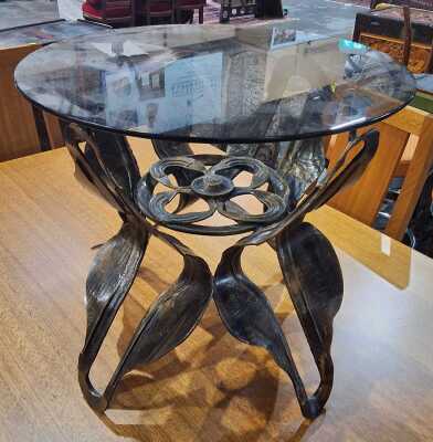 SIDE TABLE