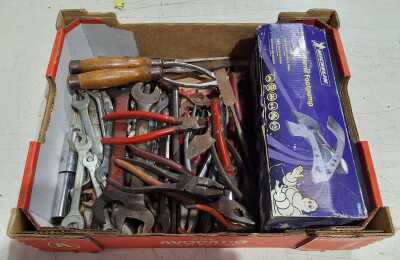 HAND TOOLS