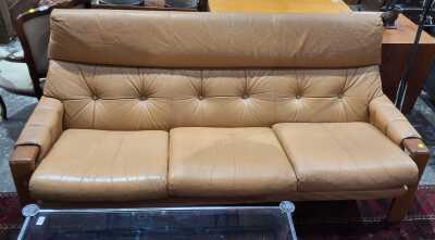 LOUNGE SUITE