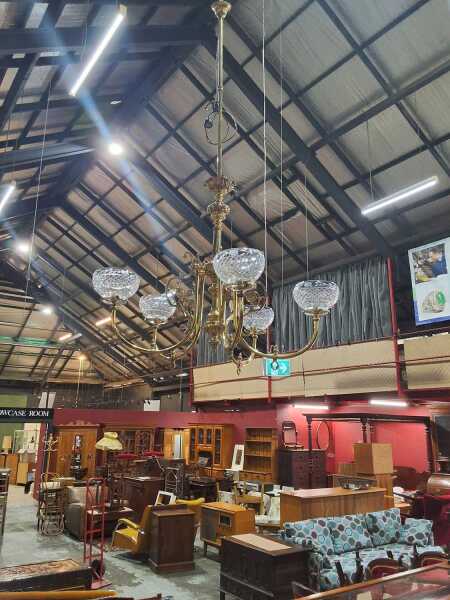 CEILING LIGHT