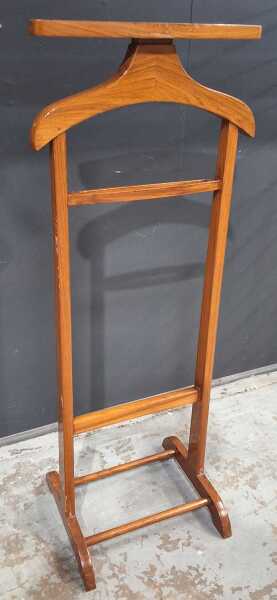VALET STAND