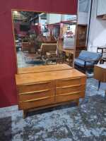 DRESSING TABLE