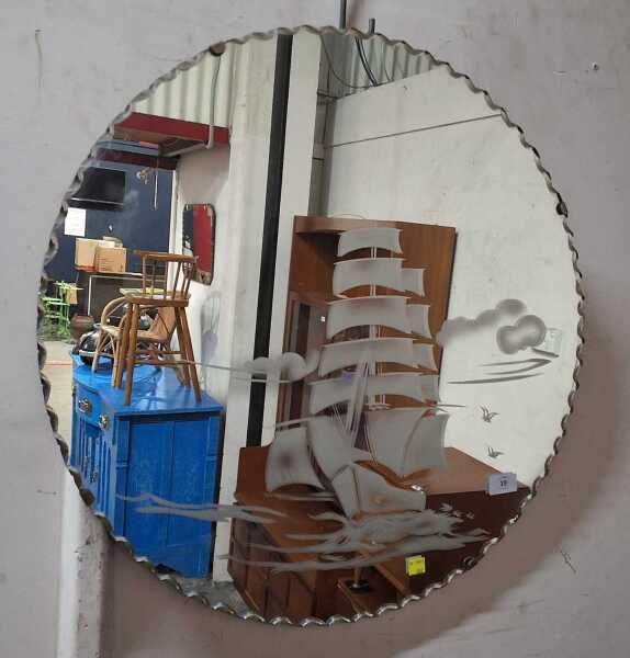 WALL MIRROR