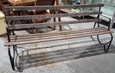 GARDEN BENCH