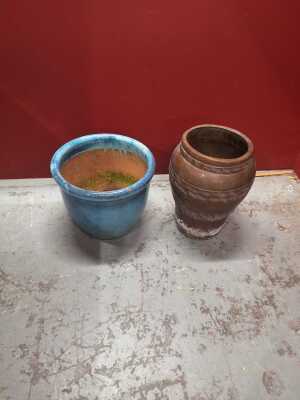 PLANT POTS