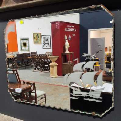 WALL MIRROR