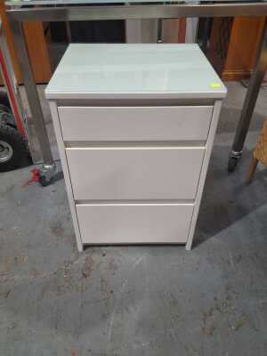 BEDSIDE DRAWERS