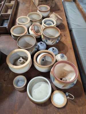 CERAMIC PLANTERS