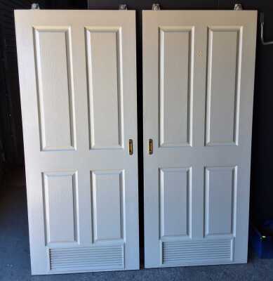 SLIDING DOORS