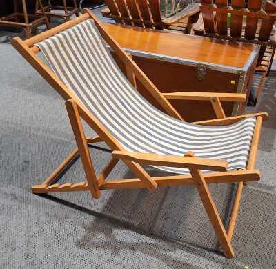 VINTAGE SUN LOUNGER
