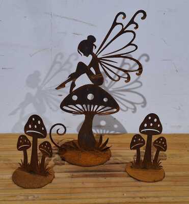 GARDEN ORNAMENTS