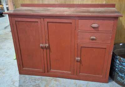 VINTAGE CABINET
