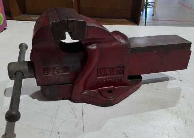 BENCH VICE