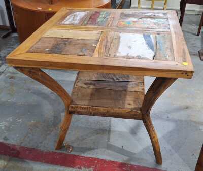RUSTIC TABLE