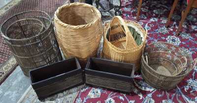 BASKET LOT