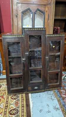 DISPLAY CABINET