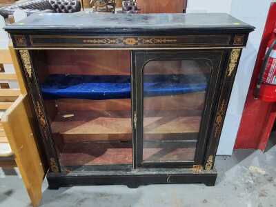 DISPLAY CABINET