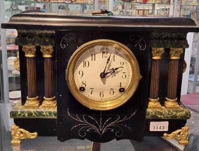 MANTEL CLOCK