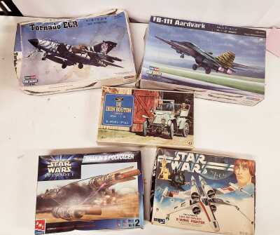 SCALE MODEL KITS