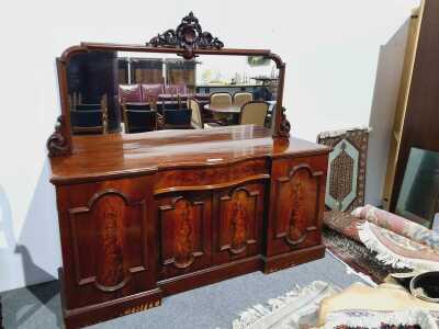 SIDEBOARD