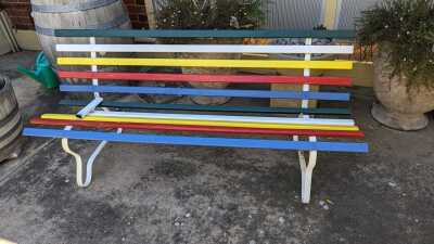 GARDEN BENCH