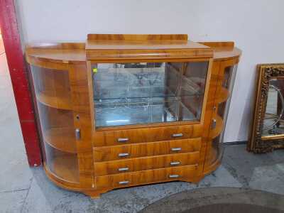 SIDEBOARD