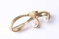 GOLD BROOCH