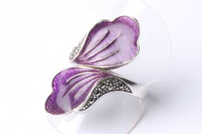 SILVER RING