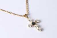 GOLD PENDANT & CHAIN
