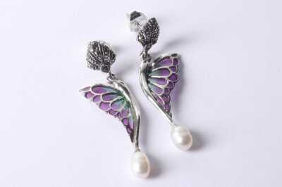 SILVER EARRINGS