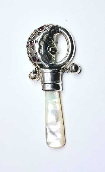 SILVER RATTLE