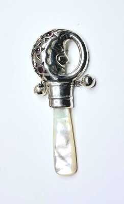 SILVER RATTLE