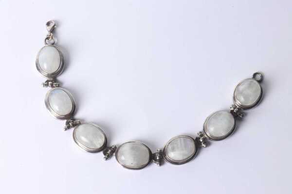 SILVER MOONSTONE BRACELET