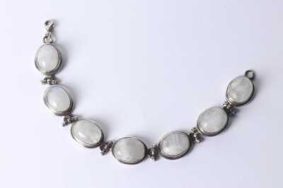 SILVER MOONSTONE BRACELET