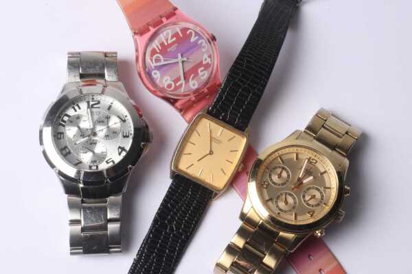 WRISTWATCHES
