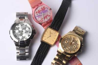 WRISTWATCHES