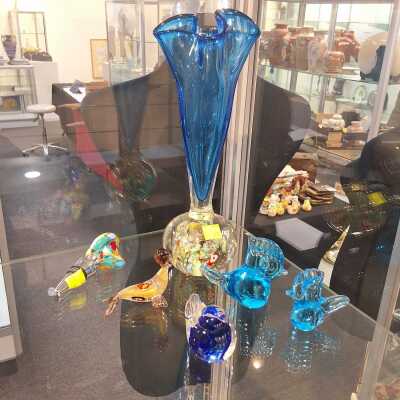 STUDIO GLASS