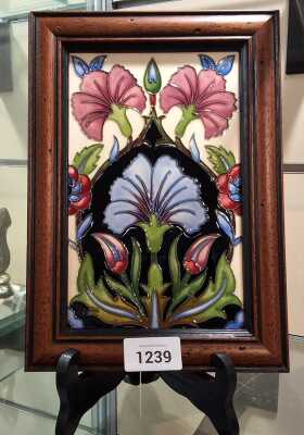 MOORCROFT PLAQUE
