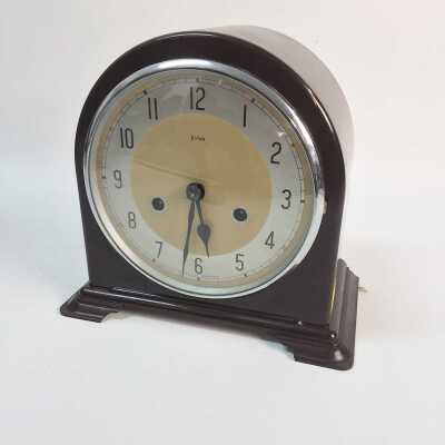 BAKELITE MANTEL CLOCK