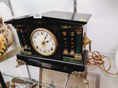MANTEL CLOCK
