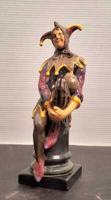 ROYAL DOULTON FIGURE
