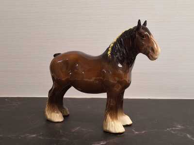BESWICK FIGURE
