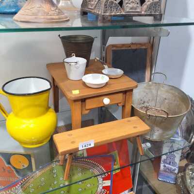 RUSTIC TOY FURNITURE
